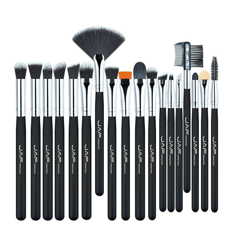 24 pennelli per il trucco