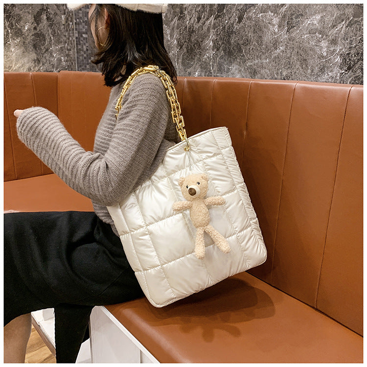 Borsa a Spalla da Donna Street Style con Eleganza